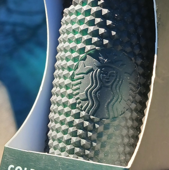 Dark green starbucks keychain - Picture 5 of 8